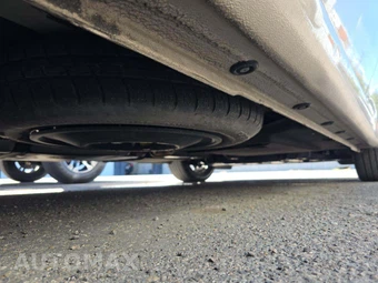 2015 Kia Sedona SXL 120.5" WB – miniatura 18