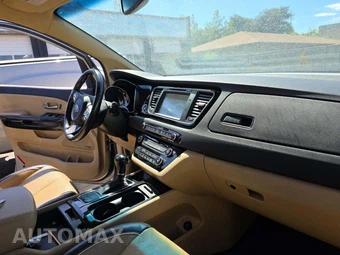 2015 Kia Sedona SXL 120.5" WB – miniatura 20