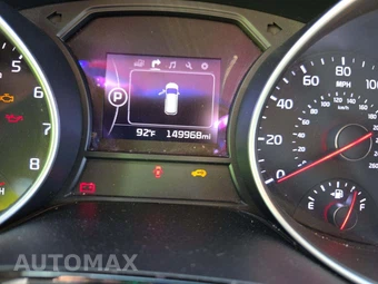 2015 Kia Sedona SXL 120.5" WB – miniatura 9