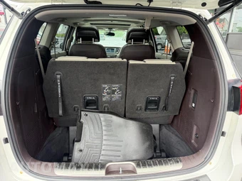 2015 Kia Sedona SXL 120.5" WB - miniatura 26