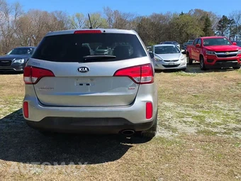 2015 Kia Sorento LX – miniatura 4