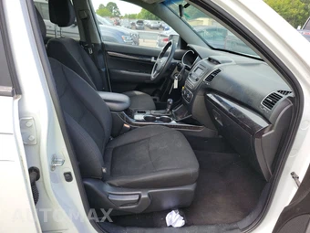 2015 Kia Sorento LX – miniatura 8
