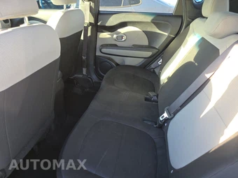 2015 Kia Soul – miniatura 13