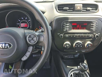 2015 Kia Soul – miniatura 10