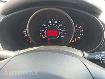 2015 Kia Soul – miniatura 9