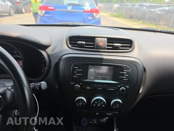 2015 Kia Soul - miniatura 11
