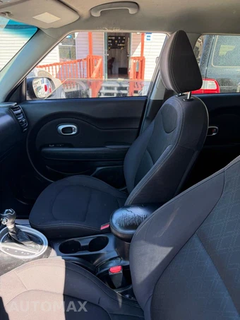 2015 Kia Soul - miniatura 17