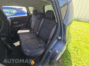 2015 Kia Soul + - miniatura 13