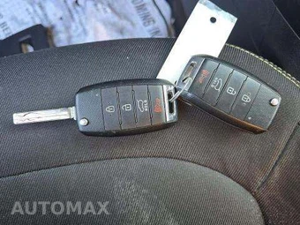 2015 Kia Soul + – miniatura 8