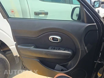 2015 Kia Soul + – miniatura 9