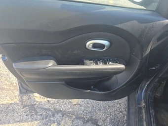2015 Kia Soul + - miniatura 9