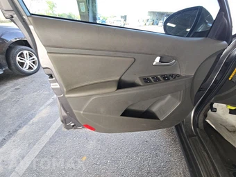2015 Kia Sportage EX – miniatura 9