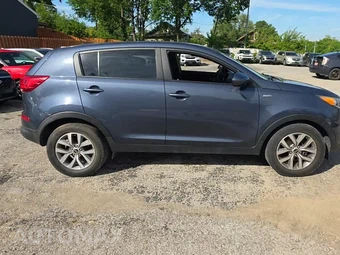 2015 Kia Sportage LX – miniatura 5