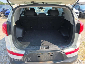 2015 Kia Sportage LX - miniatura 11