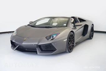 2015 Lamborghini Aventador LP 700-4 Convertible - miniatura 2