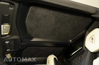 2015 Lamborghini Aventador LP 700-4 Convertible - miniatura 23