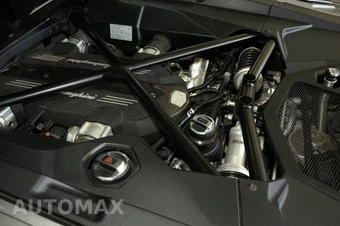 2015 Lamborghini Aventador LP 700-4 Convertible - miniatura 29