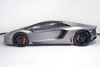 2015 Lamborghini Aventador LP 700-4 Convertible - miniatura 5
