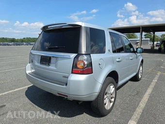 2015 Land Rover LR2 HSE – miniatura 4