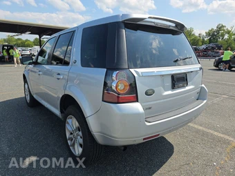 2015 Land Rover LR2 HSE – miniatura 6