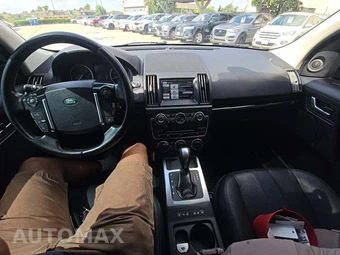 2015 Land Rover LR2 – miniatura 7