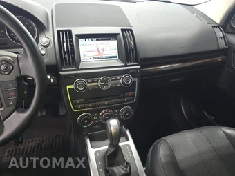 2015 Land Rover LR2 - miniatura 11