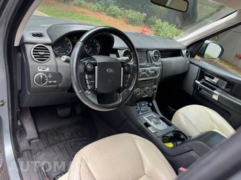 2015 Land Rover LR4 LUX - miniatura 32