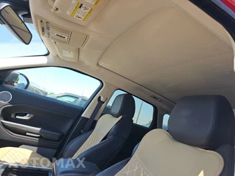 2015 Land Rover Range Rover Evoque Pure Plus – miniatura 15