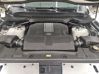 2015 Land Rover Range Rover HSE – miniatura 15