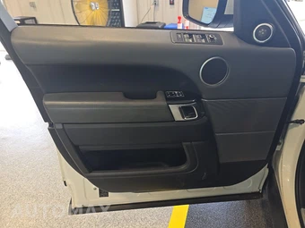 2015 Land Rover Range Rover Sport HSE – miniatura 9