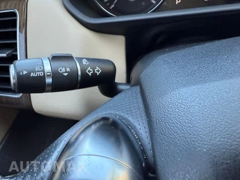 2015 Land Rover Range Rover Sport SE – miniatura 25