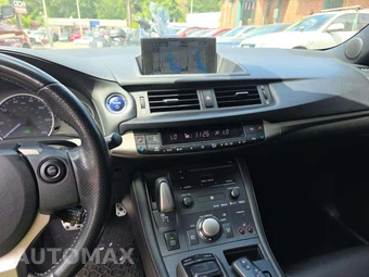 2015 Lexus CT 200h – miniatura 10