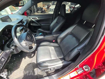 2015 Lexus CT 200h – miniatura 6