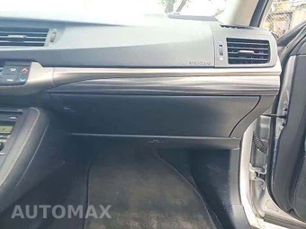 2015 Lexus CT 200h – miniatura 20