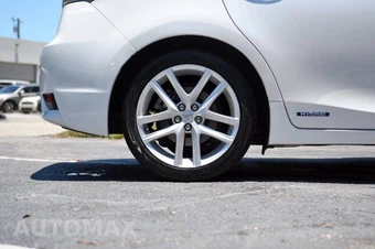 2015 Lexus CT 200h - miniatura 35