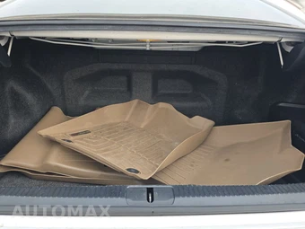 2015 Lexus ES 300h – miniatura 16