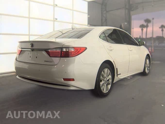 2015 Lexus ES 300h – miniatura 4