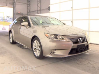 2015 Lexus ES 300h – miniatura 3