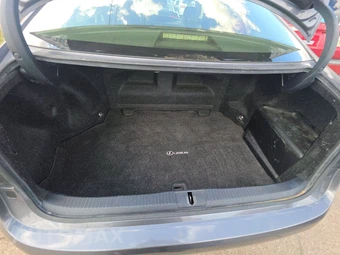 2015 Lexus ES 300h – miniatura 16