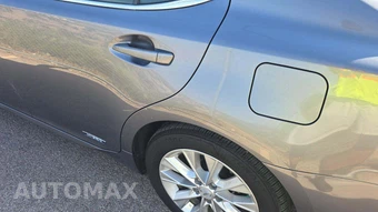 2015 Lexus ES 300h – miniatura 26