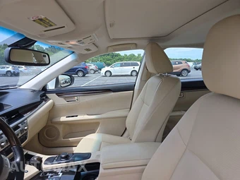 2015 Lexus ES 350 – miniatura 18