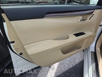 2015 Lexus ES 350 – miniatura 9