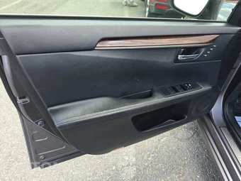 2015 Lexus ES 350 – miniatura 9