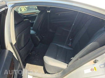 2015 Lexus ES 350 – miniatura 13