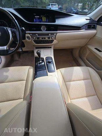 2015 Lexus ES 350 – miniatura 10