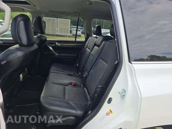 2015 Lexus GX 460 - miniatura 10