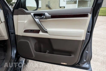 2015 Lexus GX 460 - miniatura 45