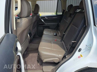 2015 Lexus GX 460 - miniatura 13