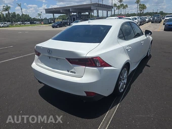 2015 Lexus IS 250 Sedan – miniatura 4