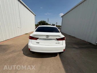 2015 Lexus IS 250 Sedan - miniatura 10